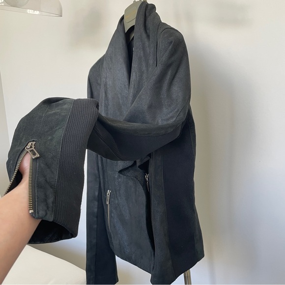 Vince Moto Leather Jacket with Ribbed Panels - Picture 15 of 16